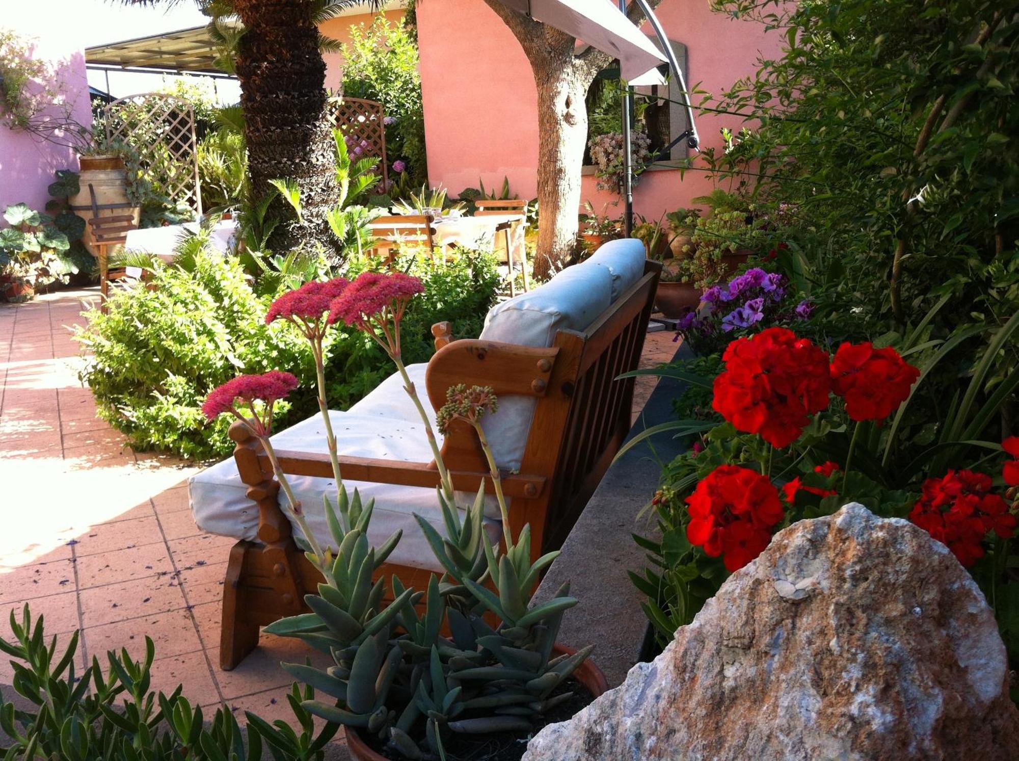 Il Giardino Segreto Bed and Breakfast Trappitello Exteriör bild